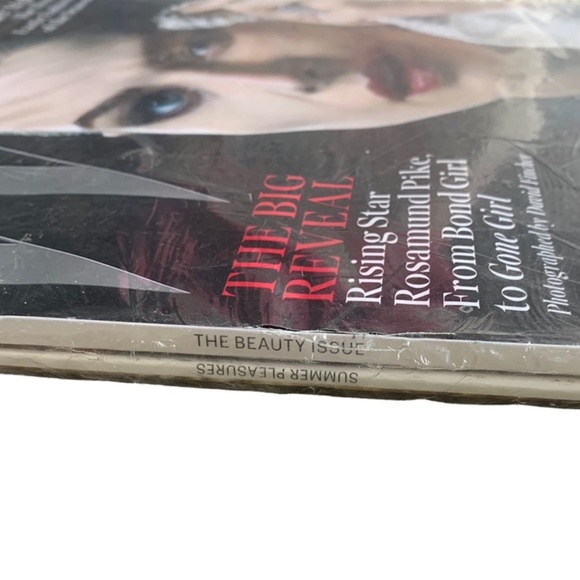 W Magazine Rosamund Pike Kirsten Dunst - Picture 2 of 3